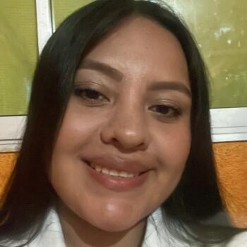 Babysitter in Alto Hospicio: Natalia