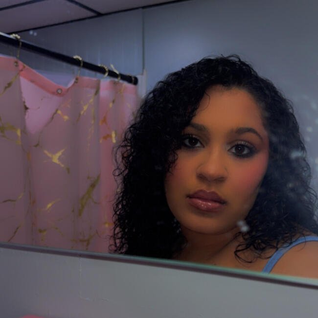 Babysitter in Bridgeport: Destiny