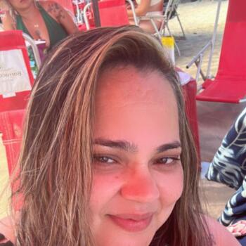 Babysitter in Santo André: Denise
