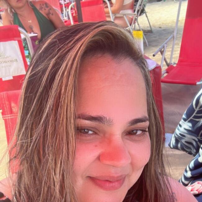 Babysitter in Santo André: Denise