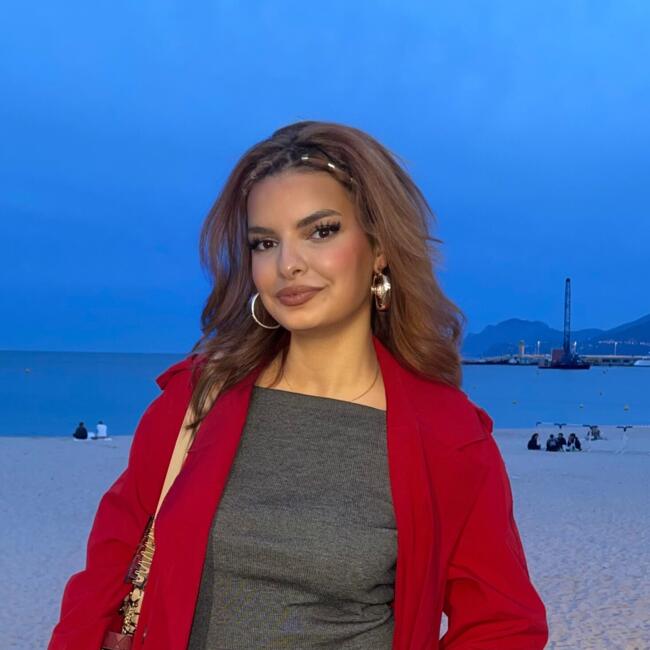 Babysitter in Le Cannet: Imane