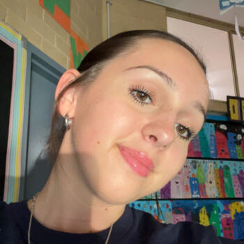 Babysitter Perth: Ava