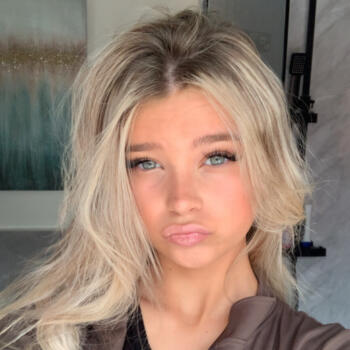 Babysitter in Accrington: Ella