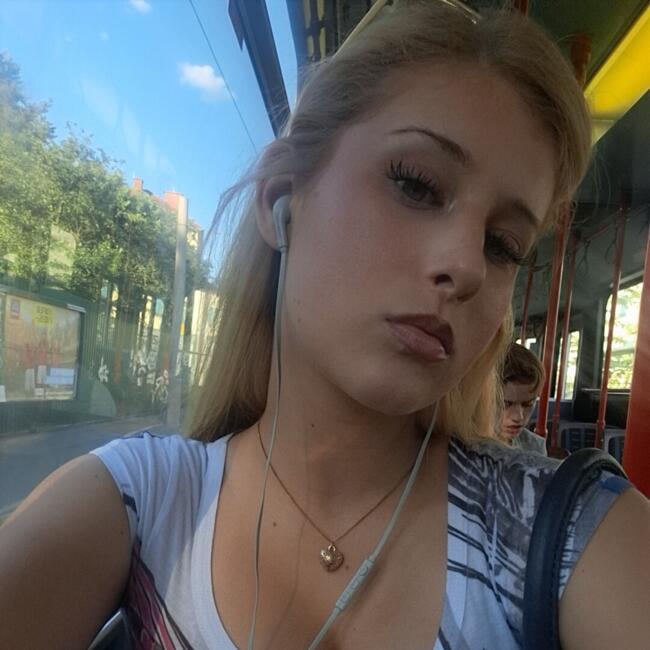 Babysitter in Graz: Victoria