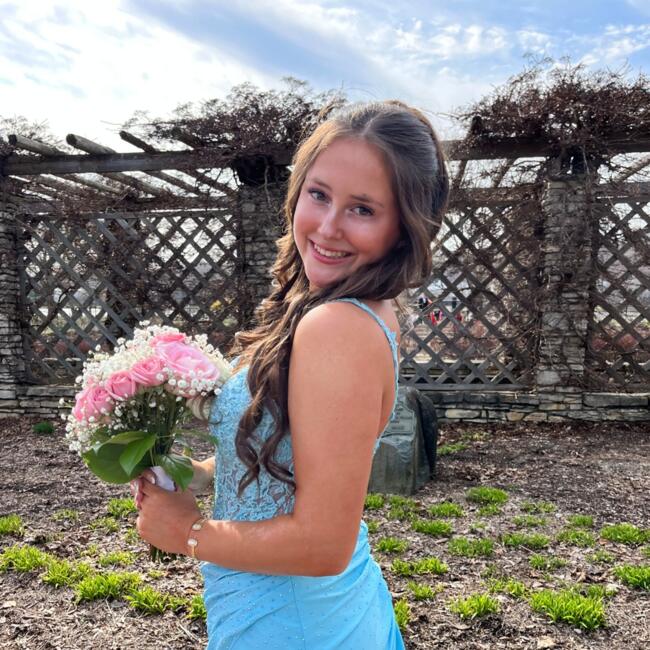 Baby-sitter in New Berlin: Maddie