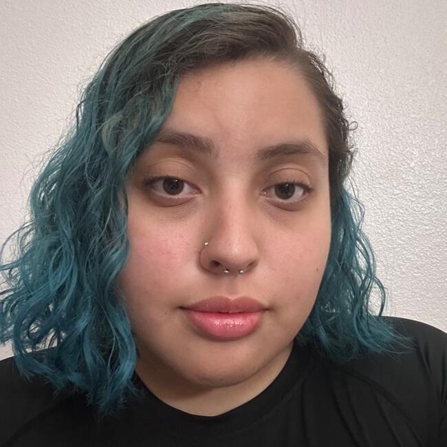 Babysitter in Palmdale: Railey