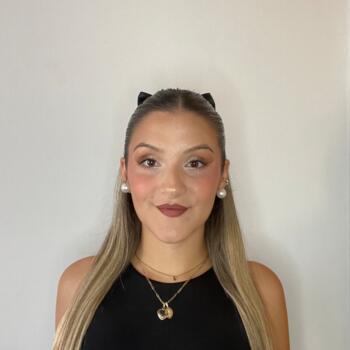 Babysitter in Castilleja de la Cuesta: María