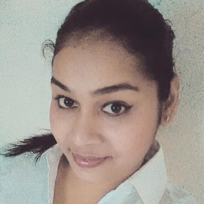 Babysitter in Juan-les-Pins: Sanoja