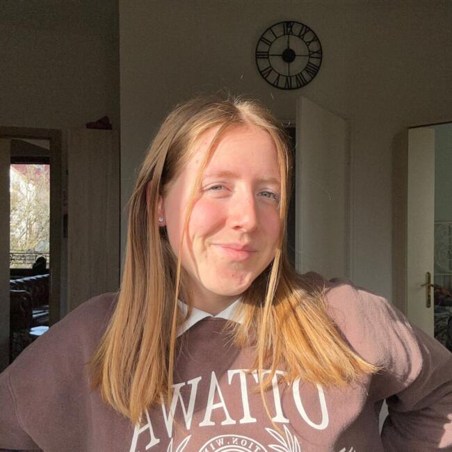 Babysitter in Schmitten: Yasmin