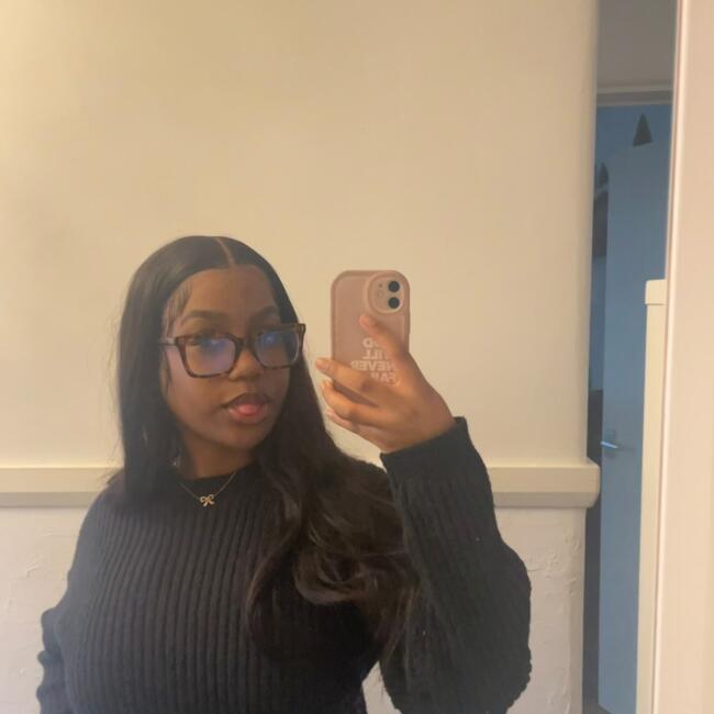 Babysitter in London: Hannah