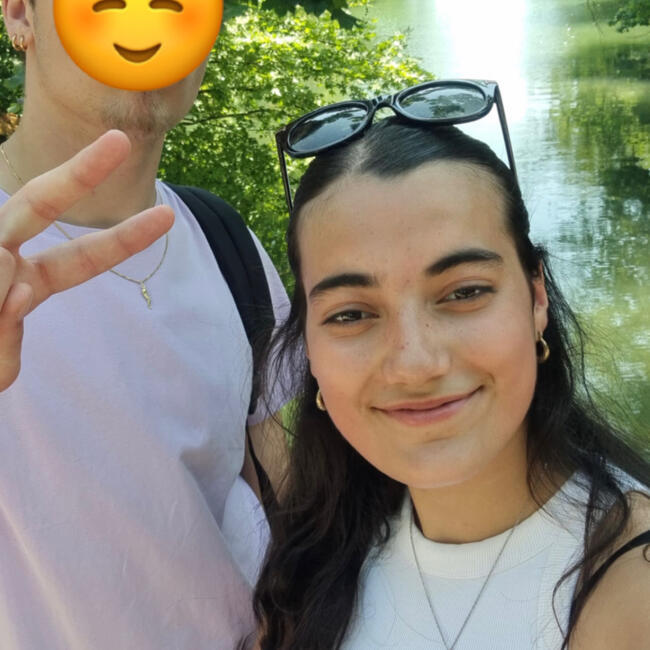 Babysitter in Sathonay-Camp: Lyna