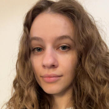 Babysitter in Tournai: Clara