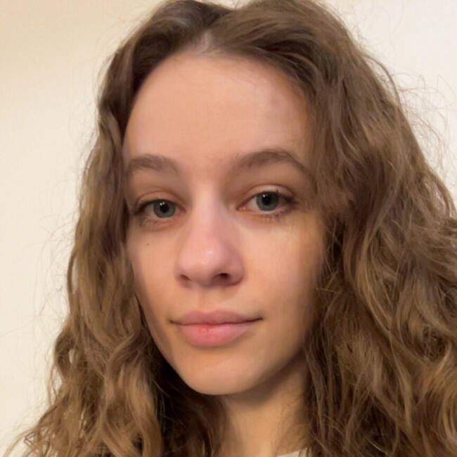 Babysitter in Tournai: Clara