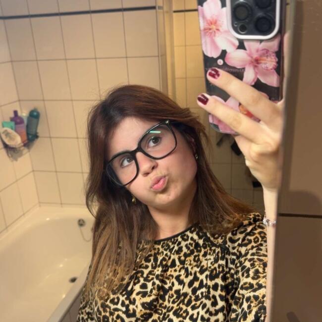 Babysitter in Diksmuide: Laure