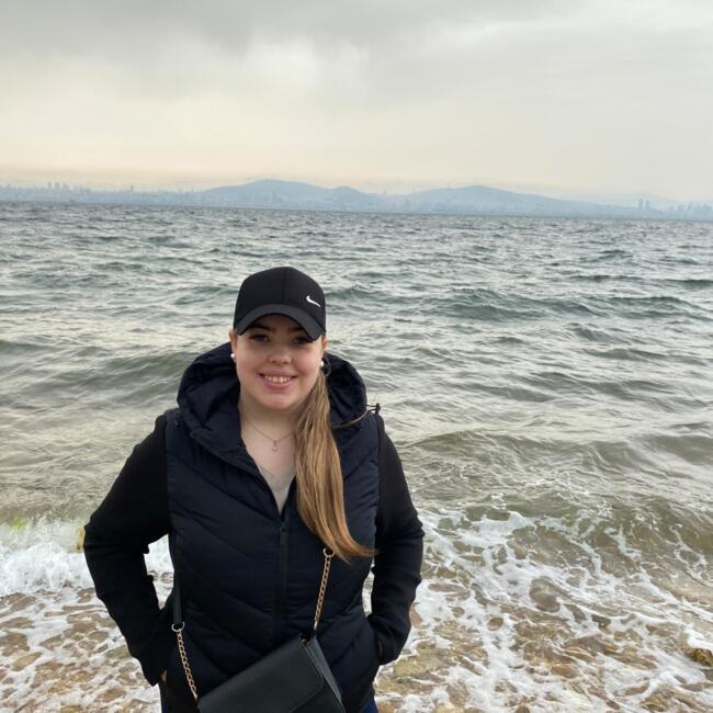 Babysitter in Budapest: Zsuzsanna