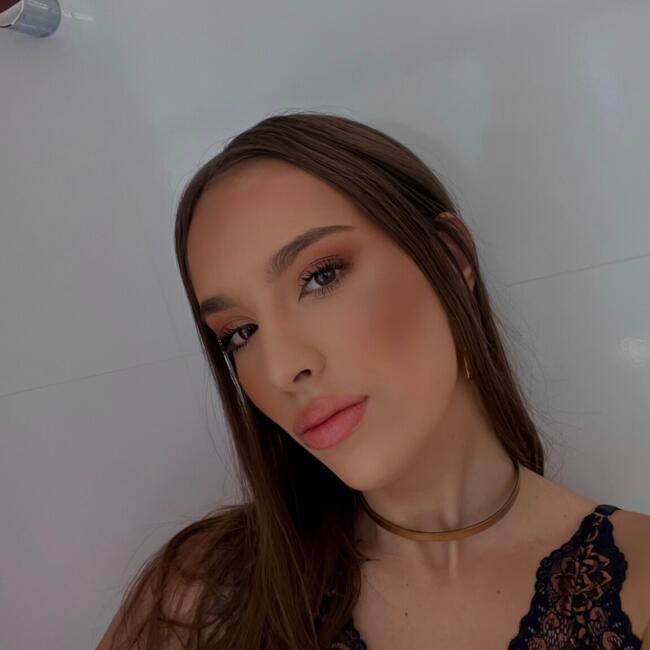 Babysitter in Cascavel: Briane