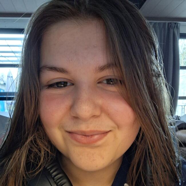 Babysitter in Tielt: Faye