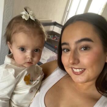 Babysitter in Leicester: Ruby