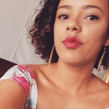 Babá Goiânia: Lara