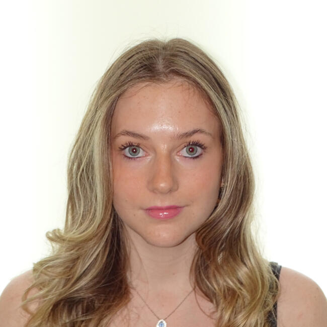 Babysitter in Leicester: Isabella