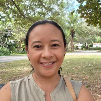 Babysitter Pembroke Pines: Yeniree