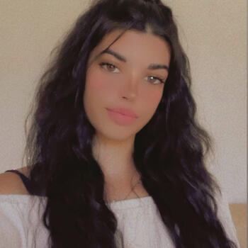 Babysitter in Saint-Martin-d'Hères: Cassandra