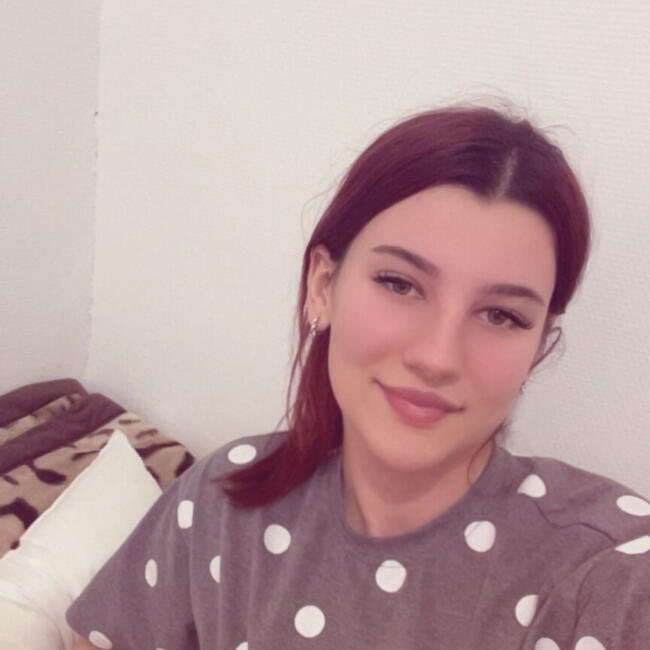 Babysitter in Ambérieu-en-Bugey: Maryam