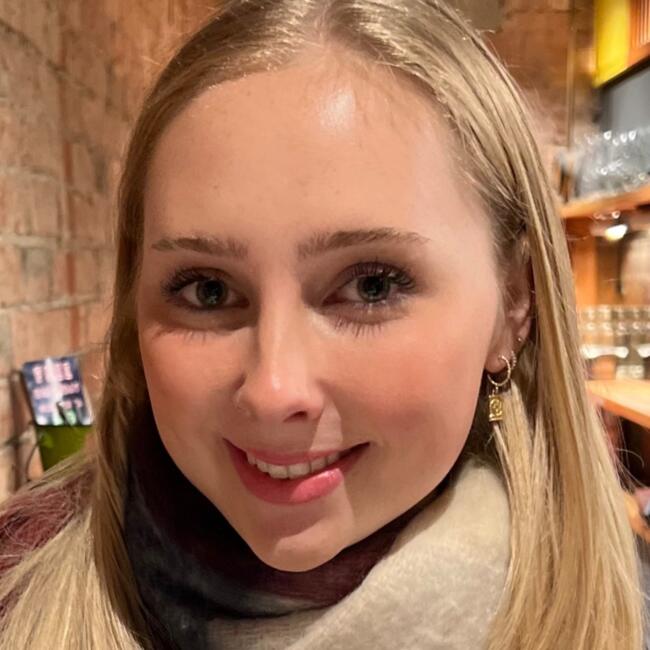 Babysitter in Melbourne: Maia