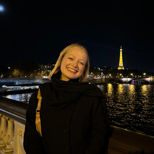 Babysitter in Melbourne: Eleanor