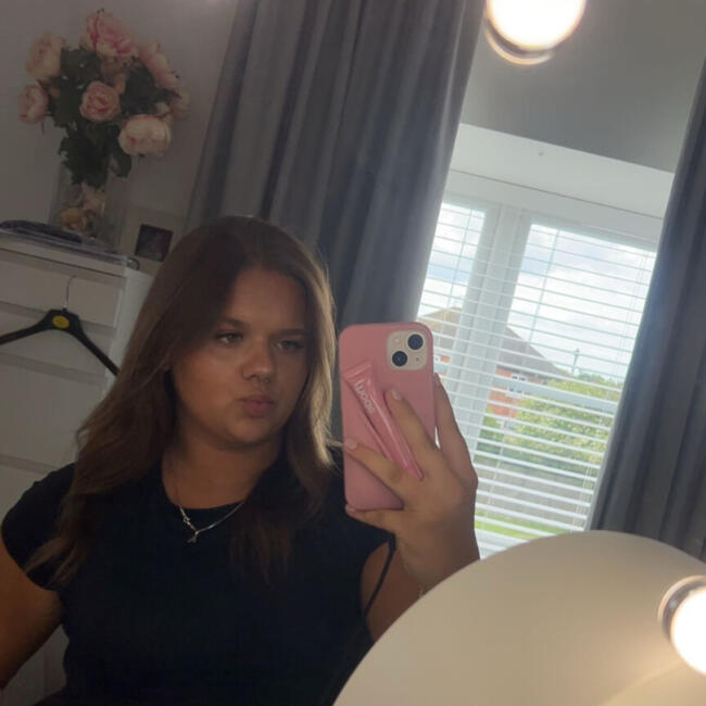 Babysitter in Grimsby: Amanda