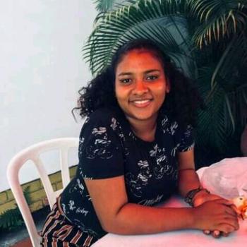 Niñera Cali: Nayeli Camila