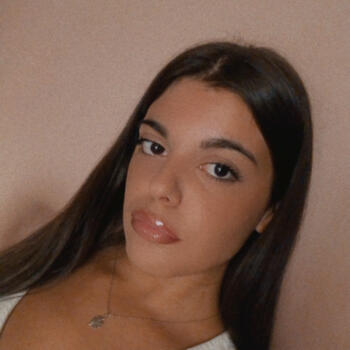 Babysitter a Casoria: Maria