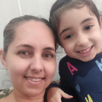 Emprego de babá em Florianópolis: emprego de babá Naiara