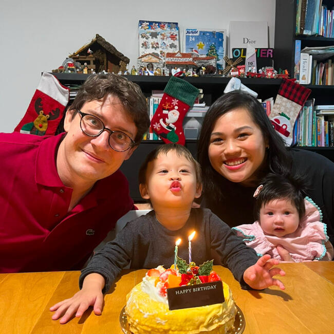 Babysitting job in Singapore Island: Alexandre