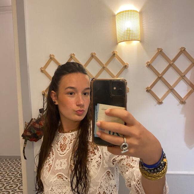 Babysitter in Lescar: Paloma