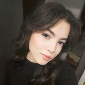 Nanny in Dos Hermanas: Fatima