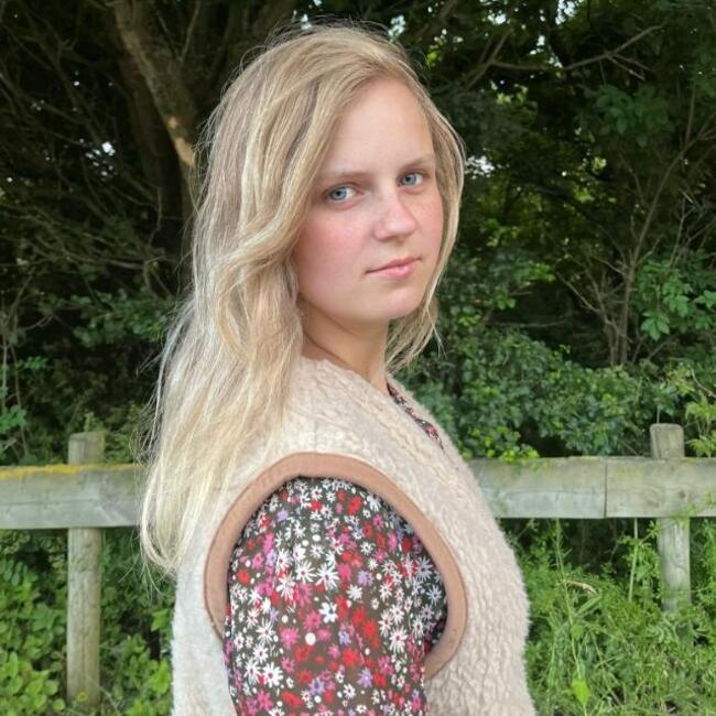 Babysitter in Brasschaat: Loes