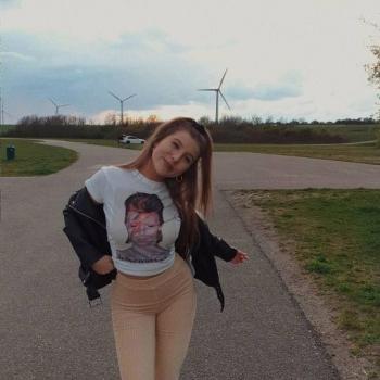 Babysitter in The Hague: Laura