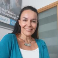 María