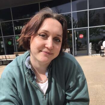 Babysitter in Nottingham: Tara