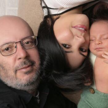 Δουλειά για babysitter στην περιοχή Αθήνα: δουλειά φύλαξης παιδιών Nektarios