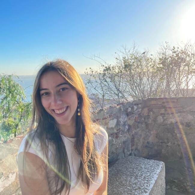 Babysitter in Sintra: Rita