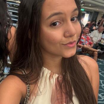 Babysitter Coronel Fabriciano: Ana