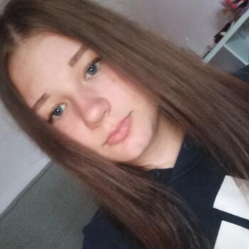 Babysitter Henstedt: Celina