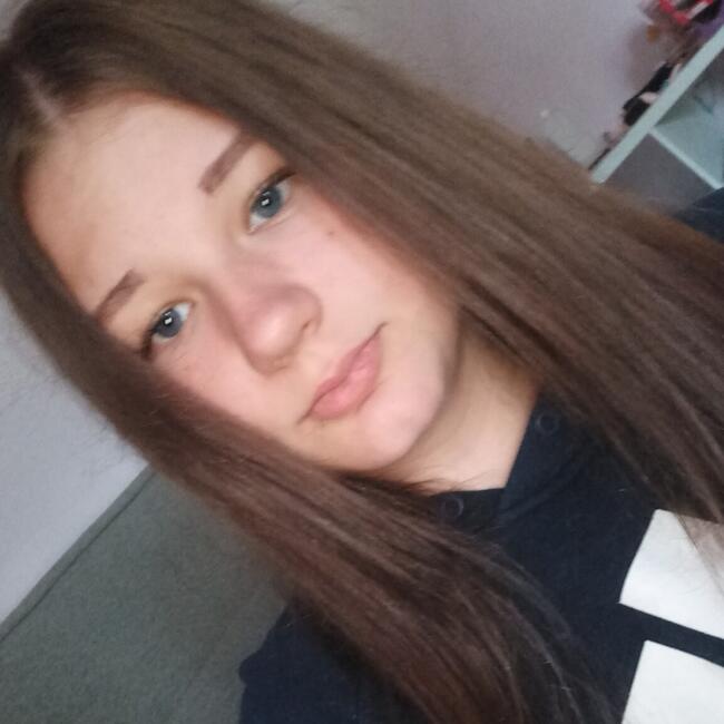 Babysitter in Henstedt: Celina