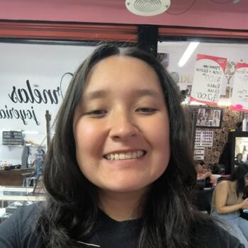 Babysitter in Venceremos: Paloma