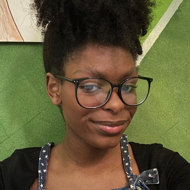 Babysitter em Sintra: Flávia