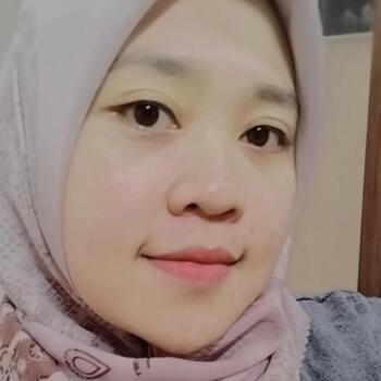 Babysitter in Padalarang: Fitria