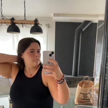 Babysitter in Surzur: Coraly