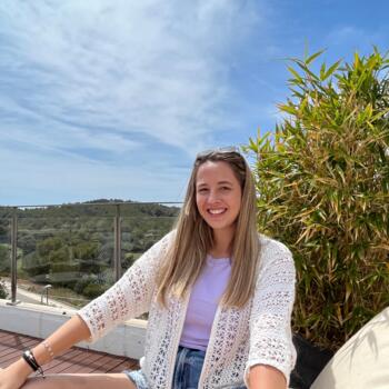 Babysitter in Sant Joan de Vilatorrada: Anna